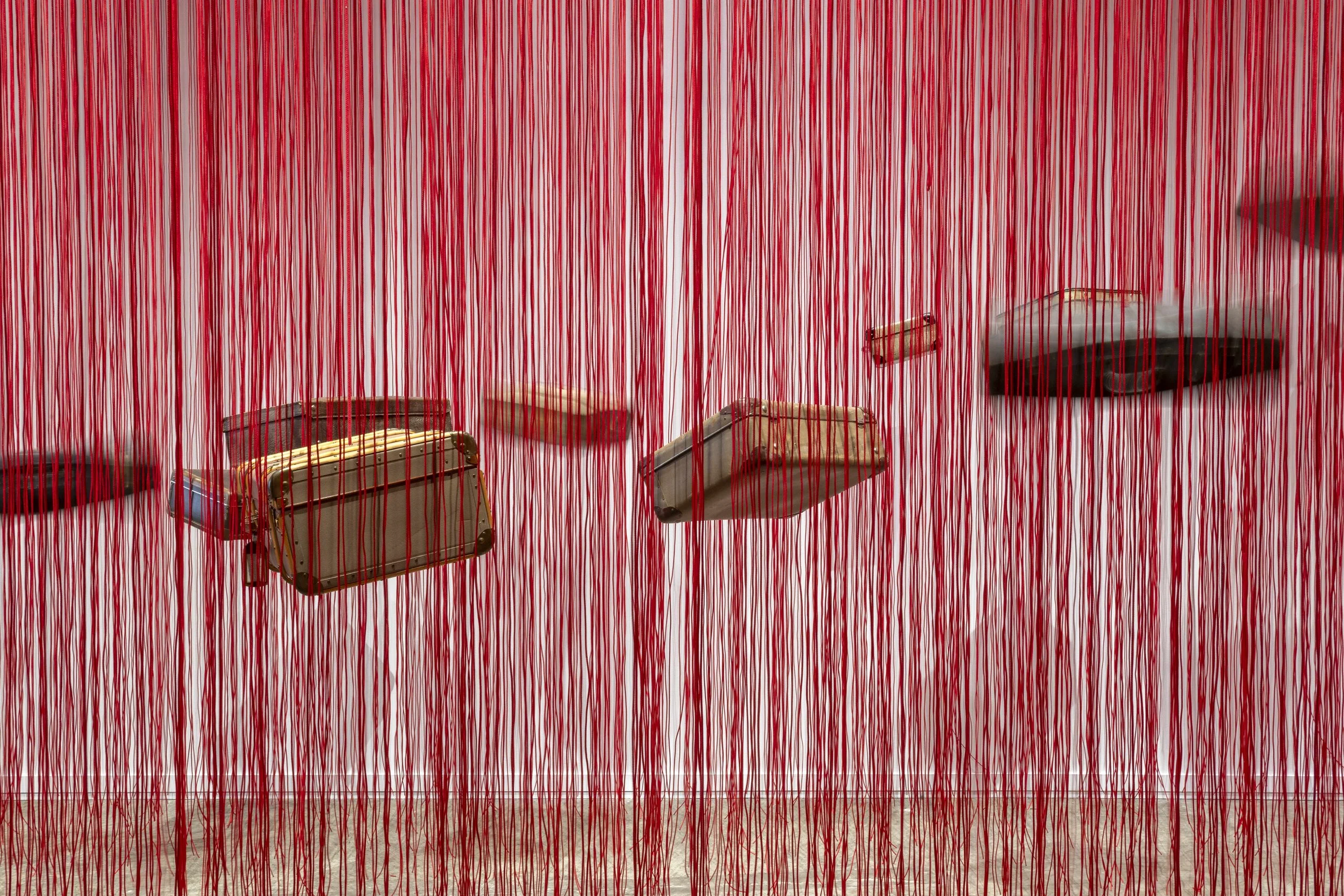 CHIHARU SHIOTA–塩田千春